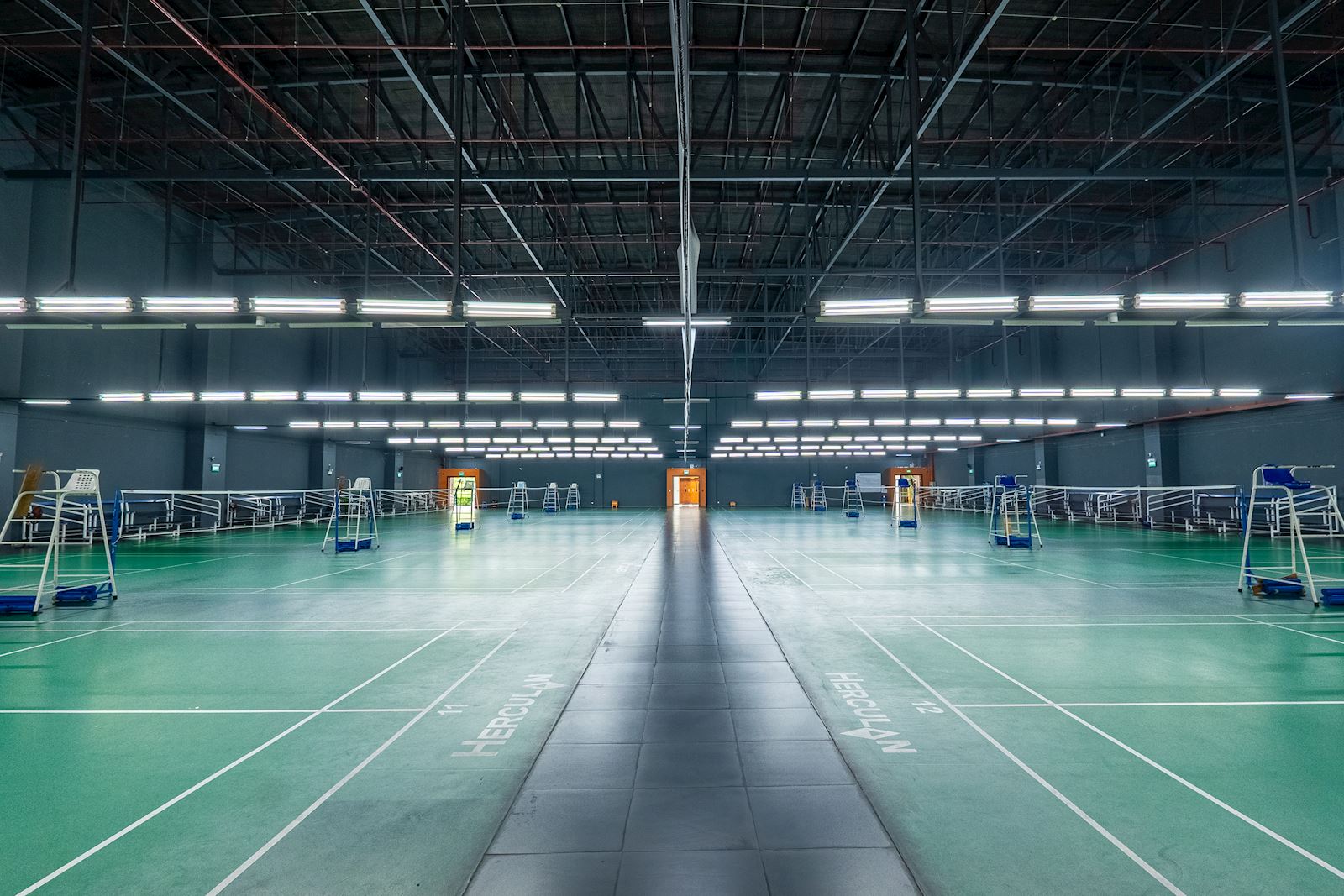 tong-quan-san-cau-long-Celadon-Sports-Club